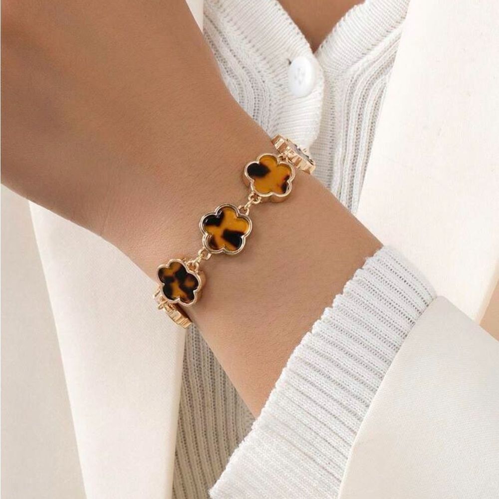 Flower Bracelet S1277